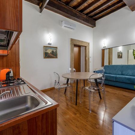 Pellegrino Apartments Roma Esterno foto
